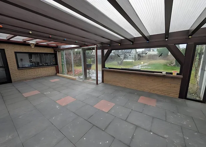 Cozy House With Partyroom Дюссельдорф