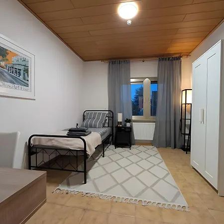 Cozy House With Partyroom Prázdninový dům *